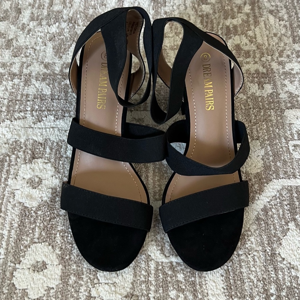 Dream Pairs Black Strappy Block Heel Sandals